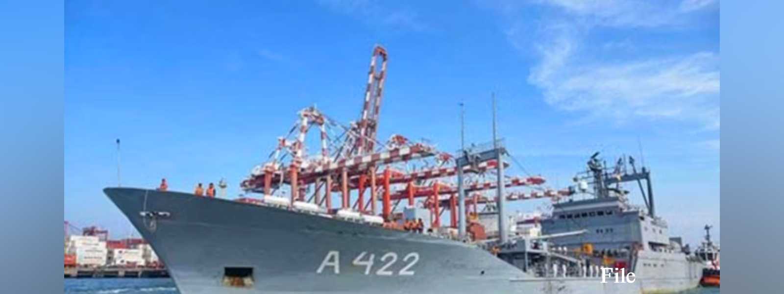 ඉරාන නෞකාවේ සිටි 204 දෙනෙකු කොළඹ වරායට